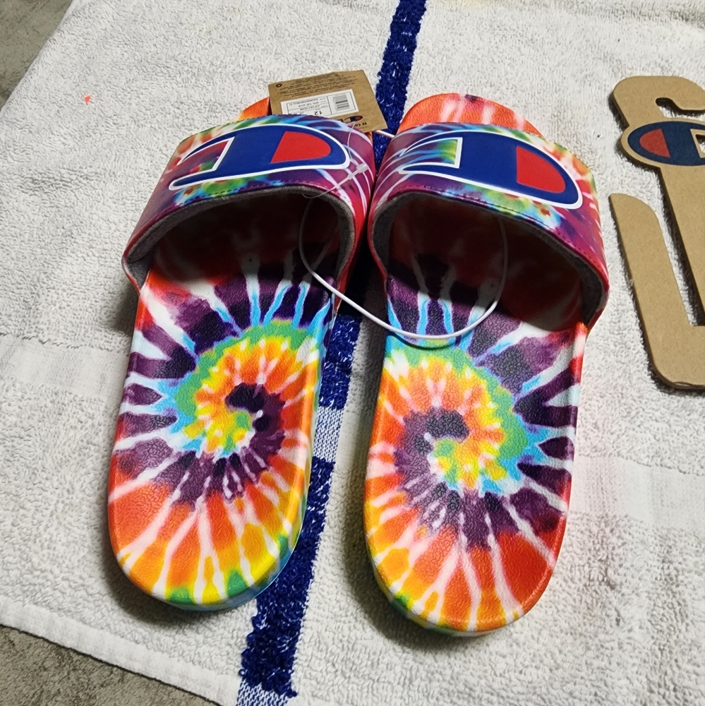Champion Tie-Dye Slide Sandals - Picture 4 of 5